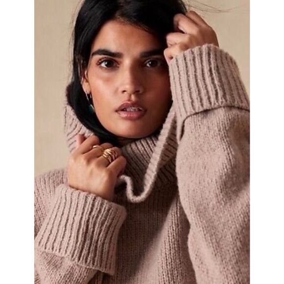 Banana Republic Chunky Cowl-Neck Cropped Sweater In Beechwood Size XS - Picture 5 of 5